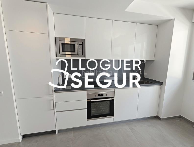 Foto 064da0a6-8dab-4e07-9b57-7caa98e519f8. Location appartement avec chauffage parking piscine dans Cornellà de Llobregat