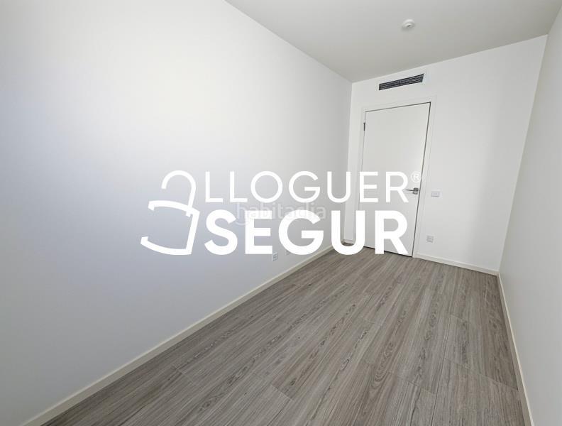 Foto ea0466c2-b7f3-4ced-a175-5799062f5ff1. Location appartement avec chauffage parking piscine dans Cornellà de Llobregat