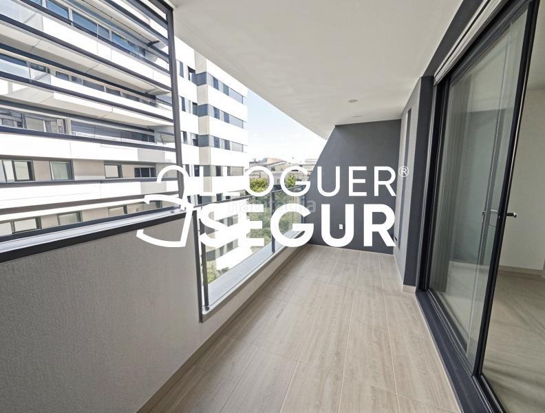 Foto 514ca1b7-bf2c-4494-afc9-8d60e129fc9d. Rent flat with heating parking pool in El Pedró Cornellà de Llobregat