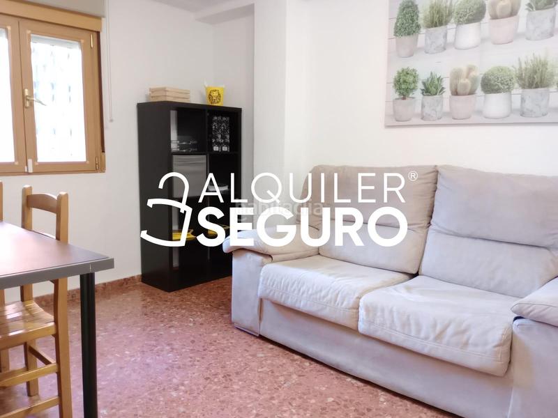 Foto 0e52fe4e-a078-446c-a7d3-69422f942543. Rent flat in Quintana Madrid