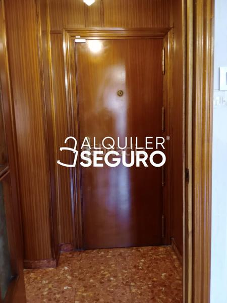 Foto 22add5da-7a29-4a2d-86d7-da42a96484de. Rent flat in Quintana Madrid