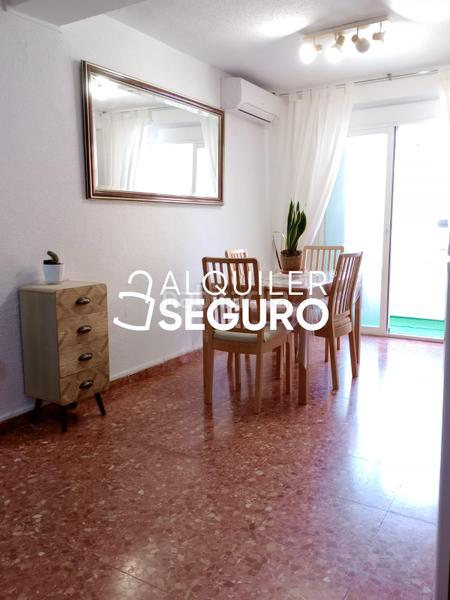 Foto 7db3383b-324c-4907-8e08-af651ae14363. Rent flat in Quintana Madrid