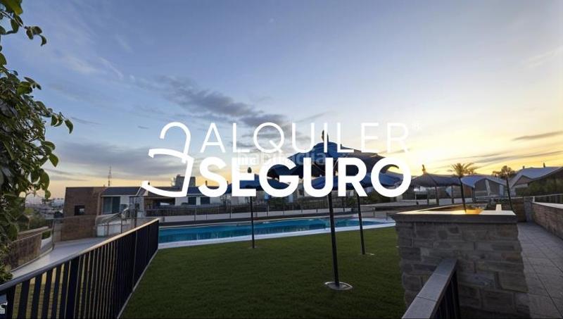 Foto 13564f3a-3eb0-4a3a-916e-5ea53d45885b. Miete chalet mit parking pool in Las Almenas Tomares