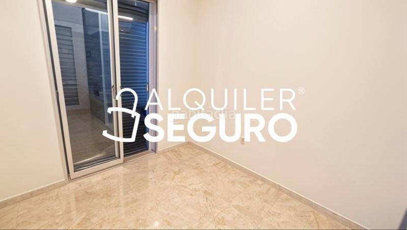 Foto e120ce51-73e0-431f-8bee-b956fa101e45. Rent chalet with parking pool in Las Almenas Tomares