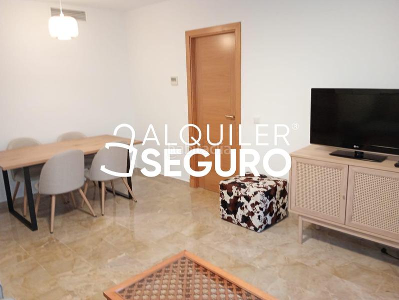 Foto a772a7e4-1b8c-4e45-a2d8-aa971156d28d. Alquiler piso  c hurtado de mendoza en Conde de Ureña Málaga