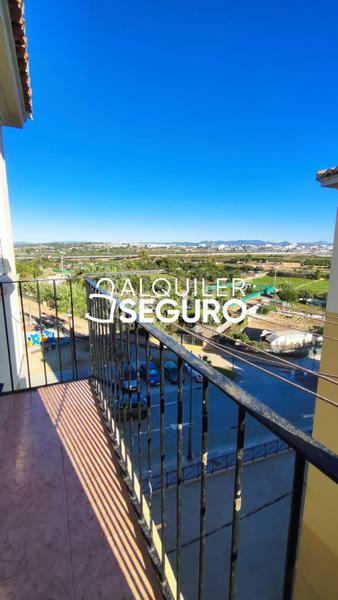 Foto fdd472b6-baf7-4149-9a37-6775ea281517. Alquiler piso  c francisco valldecabre en El Mercado Manises