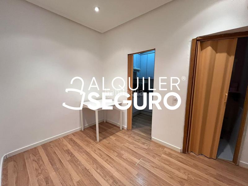 Foto 9270e5b3-8492-4848-9c1f-63f773719e9c. Alquiler piso  c enrique velasco en Numancia Madrid