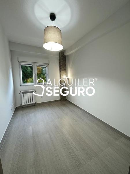 Foto 080c2999-bd09-4cfa-b7d0-ff5dd3a08b7d. Rent flat with heating in Suroeste - Zona Hospital Móstoles