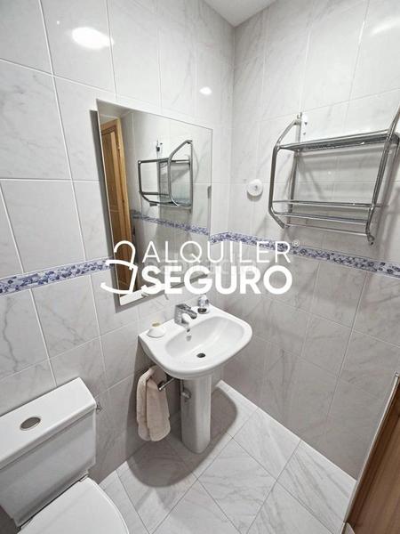 Foto f13e466c-39a2-462d-a3e1-5be32652f7df. Lloguer pis amb calefacció piscina a Fresnos I y II Torrejón de Ardoz