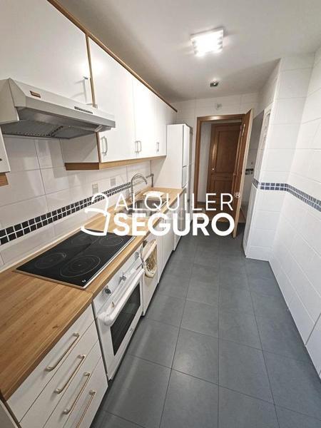 Foto 77d22107-0397-461b-bcc4-f802c18fca05. Location appartement avec chauffage piscine dans Fresnos I y II Torrejón de Ardoz