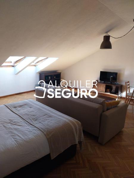 Foto 62573441-4d55-4f91-a25d-453464c48bcd. Alquiler estudio  c de fray ceferino gonzález en Madrid