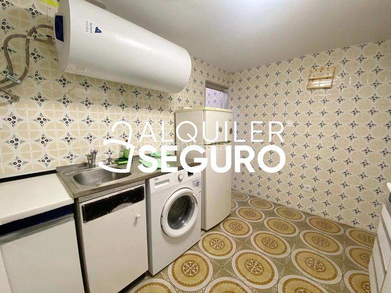 Foto 2a6d5181-5d81-4723-bdcc-0af62793fbdb. Location chalet dans Entrevías Madrid