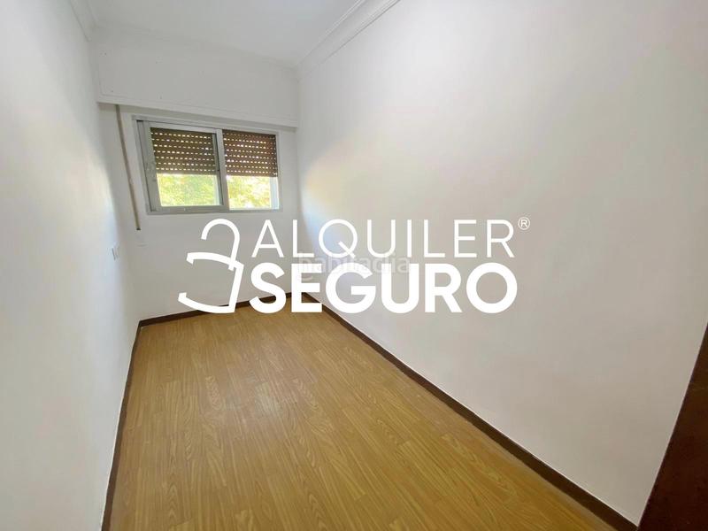 Foto f12f7aa7-5758-4535-a8c4-b32e04066890. Location chalet dans Entrevías Madrid