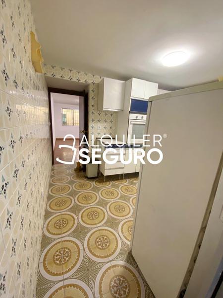 Foto 1e0e0529-631e-4a6f-8bc8-ad12483395c4. Rent chalet in Entrevías Madrid