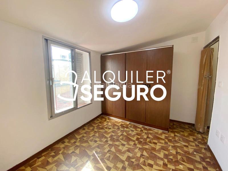 Foto 8889caff-f505-4be5-aed9-4ce16f6b196d. Rent chalet in Entrevías Madrid