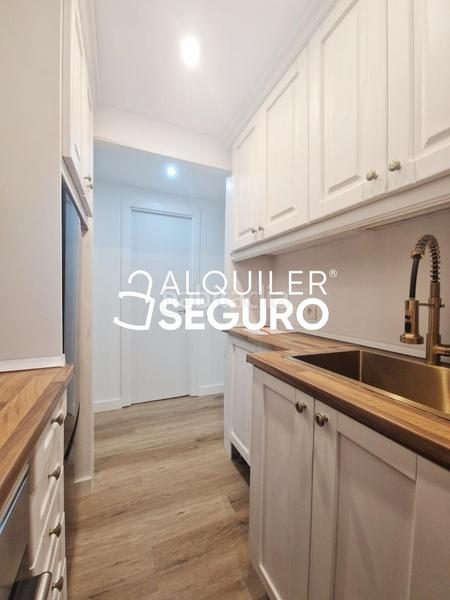 Foto 3cd9260e-e78b-4241-8883-f451f5d47c6e. Affitto appartamento con riscaldamento in Simancas Madrid