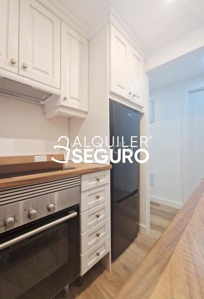 Foto 60dbcd2f-2c2d-4225-a794-5ebc112fbce8. Location appartement avec chauffage dans Simancas Madrid