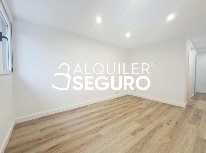 Foto 83b084d3-5bfd-4b25-9f26-b38567d0c191. Rent flat with heating in Simancas Madrid