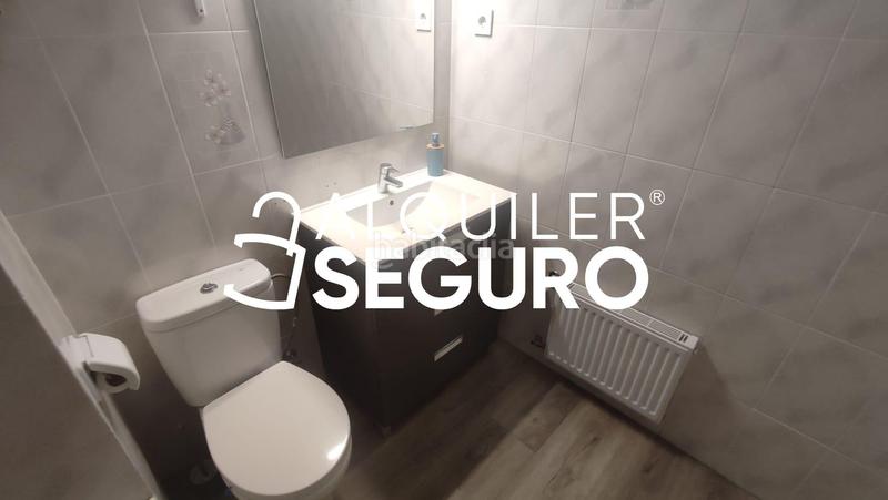 Foto 192b3b10-9e17-4763-a9ae-f7f09217100c. Alquiler piso  c isla de ons en Peñagrande Madrid