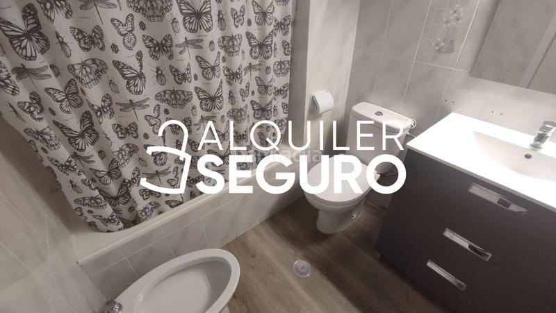 Foto ce4486a6-b1ed-4bd3-8a7b-15dc30280f45. Miete etagenwohnung mit heizung in Peñagrande Madrid