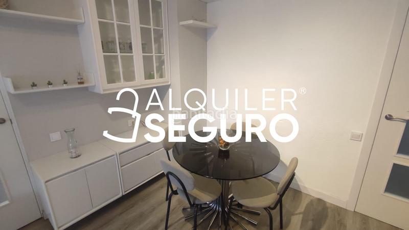 Foto 5d9eecc8-07f4-45cf-a393-b34796be042f. Rent flat with heating in Peñagrande Madrid