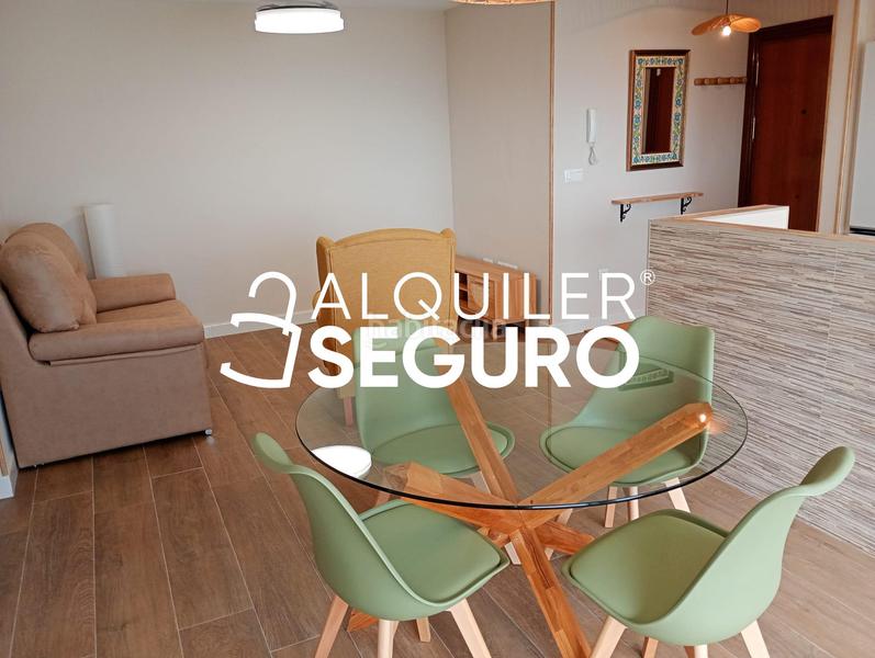 Foto 5988e8cf-5c3b-4d12-9bb7-5a14295349e5. Affitto appartamento in Parque Ayala - Jardín de la Abadía - Huelín Málaga