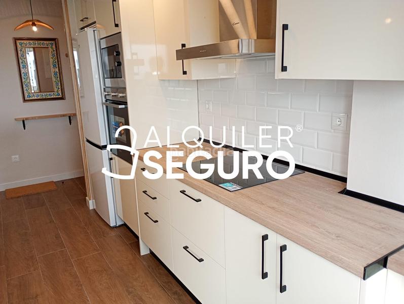 Foto 1eec6dde-1ef3-43bd-999d-d535745d03f5. Location appartement dans Parque Ayala - Jardín de la Abadía - Huelín Málaga