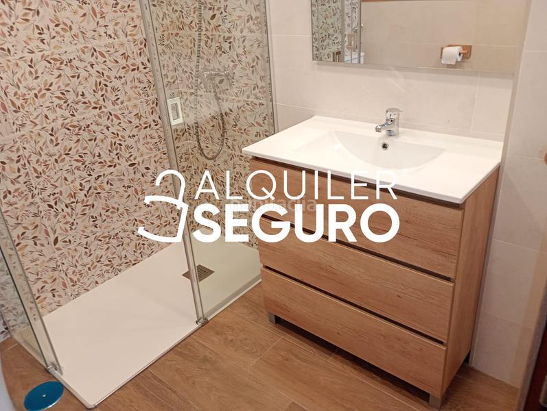 Foto 11b0d855-0165-400e-9afc-c8a0cc762c79. Miete etagenwohnung in Parque Ayala - Jardín de la Abadía - Huelín Málaga