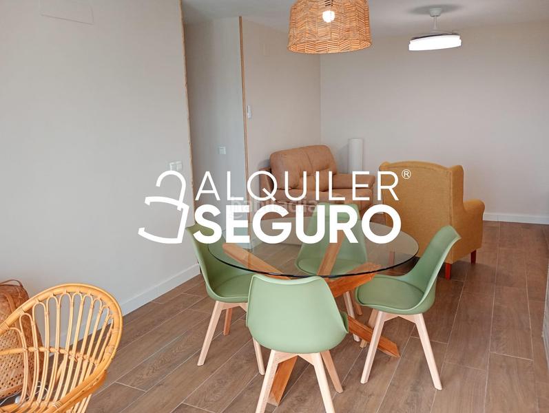 Foto 09be229b-4d8e-4a13-a225-d47d0ce5e72a. Rent flat in Parque Ayala - Jardín de la Abadía - Huelín Málaga