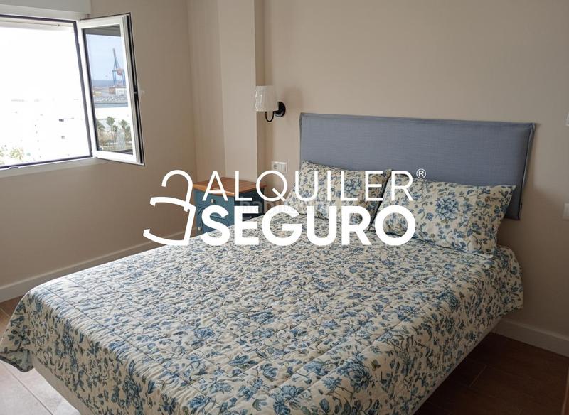 Foto b8e98633-1449-48aa-8534-d31c4d3e75c5. Rent flat in Parque Ayala - Jardín de la Abadía - Huelín Málaga