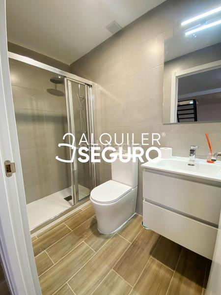 Foto 75f9bc7c-504a-4c30-84c3-cee655d59581. Lloguer pis a Santa Eugenia Madrid