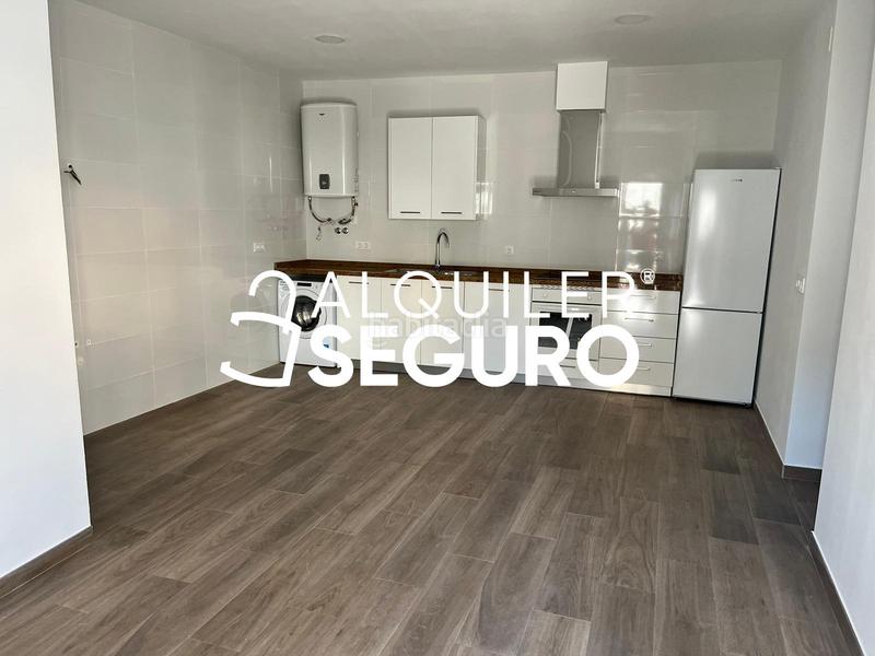 Foto 12c21baf-a5e1-4f59-8061-61f84dad9d27. Lloguer pis a Los Castillejos - La Trinidad Málaga