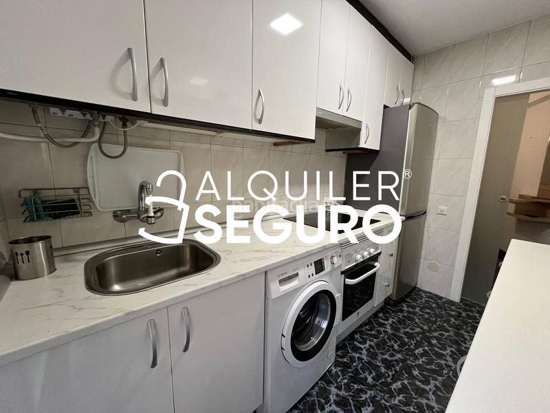 Foto d9fe0bcc-2ac8-4517-bbb6-8c3dffb417d4. Rent flat with heating in Casco Histórico de Vallecas Madrid