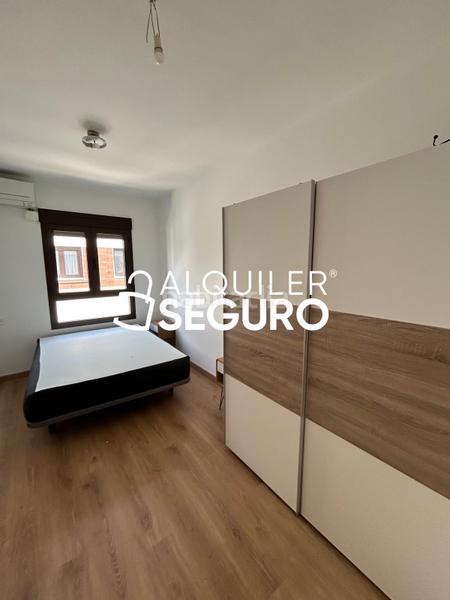 Foto 0622817c-a0e1-432f-b674-8455f61bf159. Location attique avec chauffage dans San Miguel Armilla