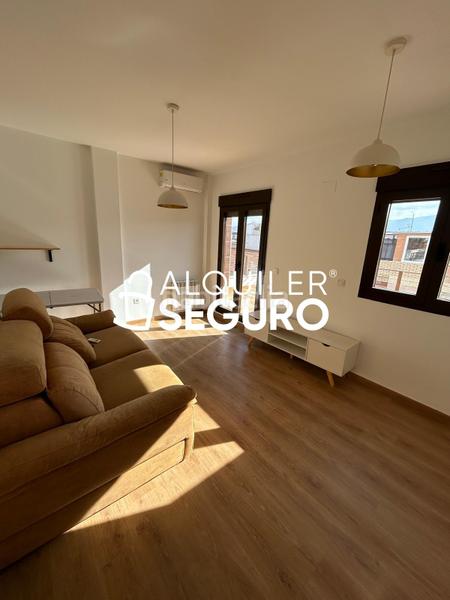 Foto 22f80089-fdef-417c-b8f7-063584cec03e. Location attique avec chauffage dans San Miguel Armilla