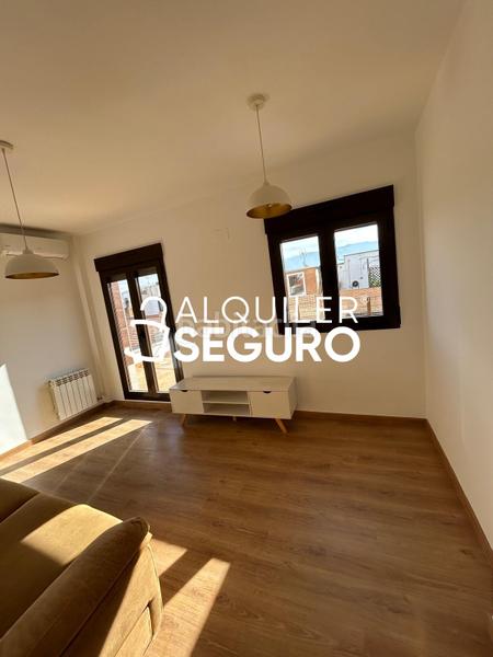 Foto 4b68ad72-3a39-4611-92f7-d833d41c66db. Location attique avec chauffage dans San Miguel Armilla