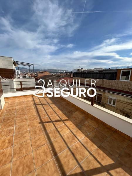 Foto 5171b6a4-848e-4ace-ae72-0b3efed076cf. Location attique avec chauffage dans San Miguel Armilla