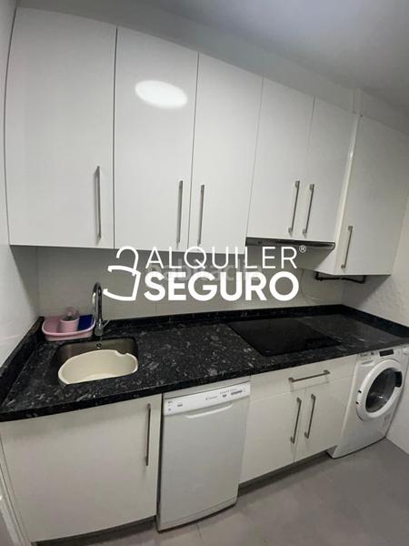 Foto 8a15d822-1bbb-4b1e-9c79-49c8ef9bd8ec. Location attique avec chauffage dans San Miguel Armilla