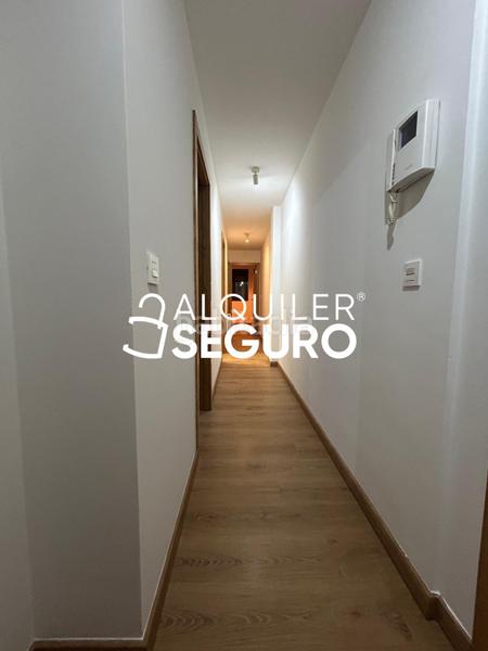 Foto 9983626b-3bc1-4575-a95b-f064cbe55d33. Location attique avec chauffage dans San Miguel Armilla