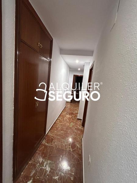 Foto 3c233f01-b8c1-4696-a5a6-86ad5c498f47. Miete etagenwohnung mit heizung parking in Pajaritos Granada