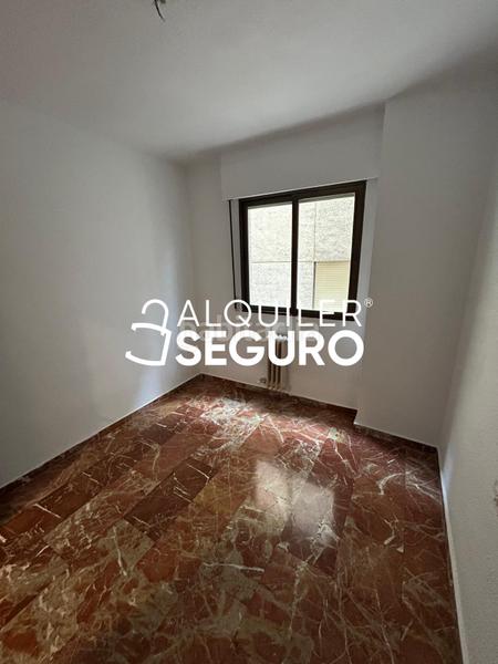 Foto 0aafde07-4e53-437e-9c1a-8402d2ed5d16. Rent flat with heating parking in Pajaritos Granada