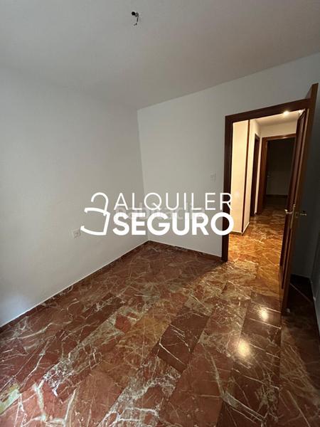 Foto 748e7ecf-4d5b-4e7a-99f6-99b9fd3128fc. Rent flat with heating parking in Pajaritos Granada