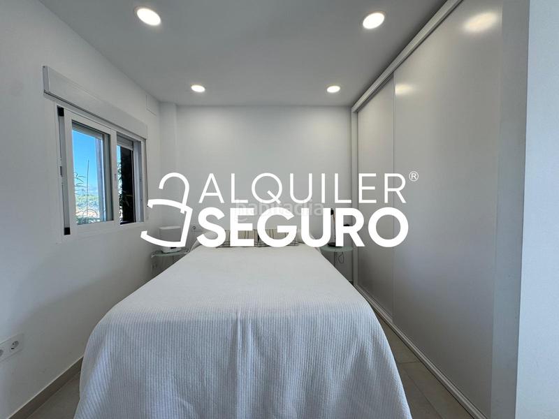 Foto d1cf8cc3-7e4e-4cbe-8d6f-8bfd3f9f0af6. Alquiler estudio  c rio aranda en Manantiales-Estación de Autobuses Torremolinos