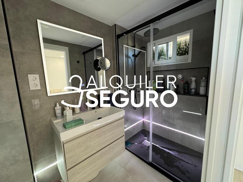 Foto f655332d-70ba-490f-9e8b-b0663e5ce9ff. Alquiler estudio  c rio aranda en Manantiales-Estación de Autobuses Torremolinos