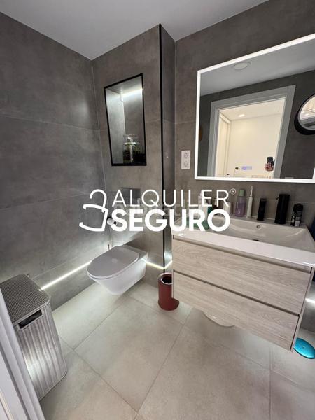 Foto 53063efe-28e4-4f97-9045-296df5414ff5. Miete studiowohnung mit pool in Manantiales-Estación de Autobuses Torremolinos