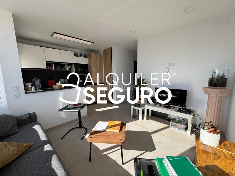 Foto 11d16e29-f705-4188-bcd1-5371c4d5261d. Rent studio with pool in Manantiales-Estación de Autobuses Torremolinos