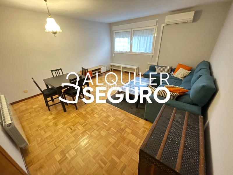 Foto a8b3efbb-6052-4b70-93e2-d8b19d44e393. Alquiler piso  av. de andalucía en Praderón San Sebastián de los Reyes
