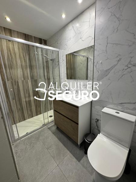 Foto afe3c2cd-2ce4-4263-b878-ff2813ca6c85. Alquiler loft  c san francisco en Loma de los Riscos Torremolinos