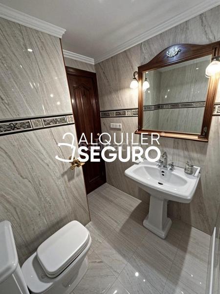 Foto 27924f11-47f1-453e-a2e6-efd86aa0d43f. Alquiler piso  av. andalucia en Cerrillo de Maracena - Periodistas Granada