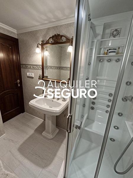 Foto ec6a3e0c-3afd-4158-b610-04059ed34499. Alquiler piso  av. andalucia en Cerrillo de Maracena - Periodistas Granada